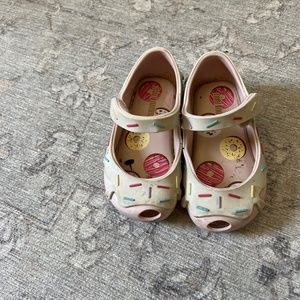 Mini Melissa donut shoes